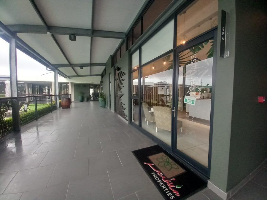 To Let 1 Bedroom Property for Rent in Sandown Western Cape
